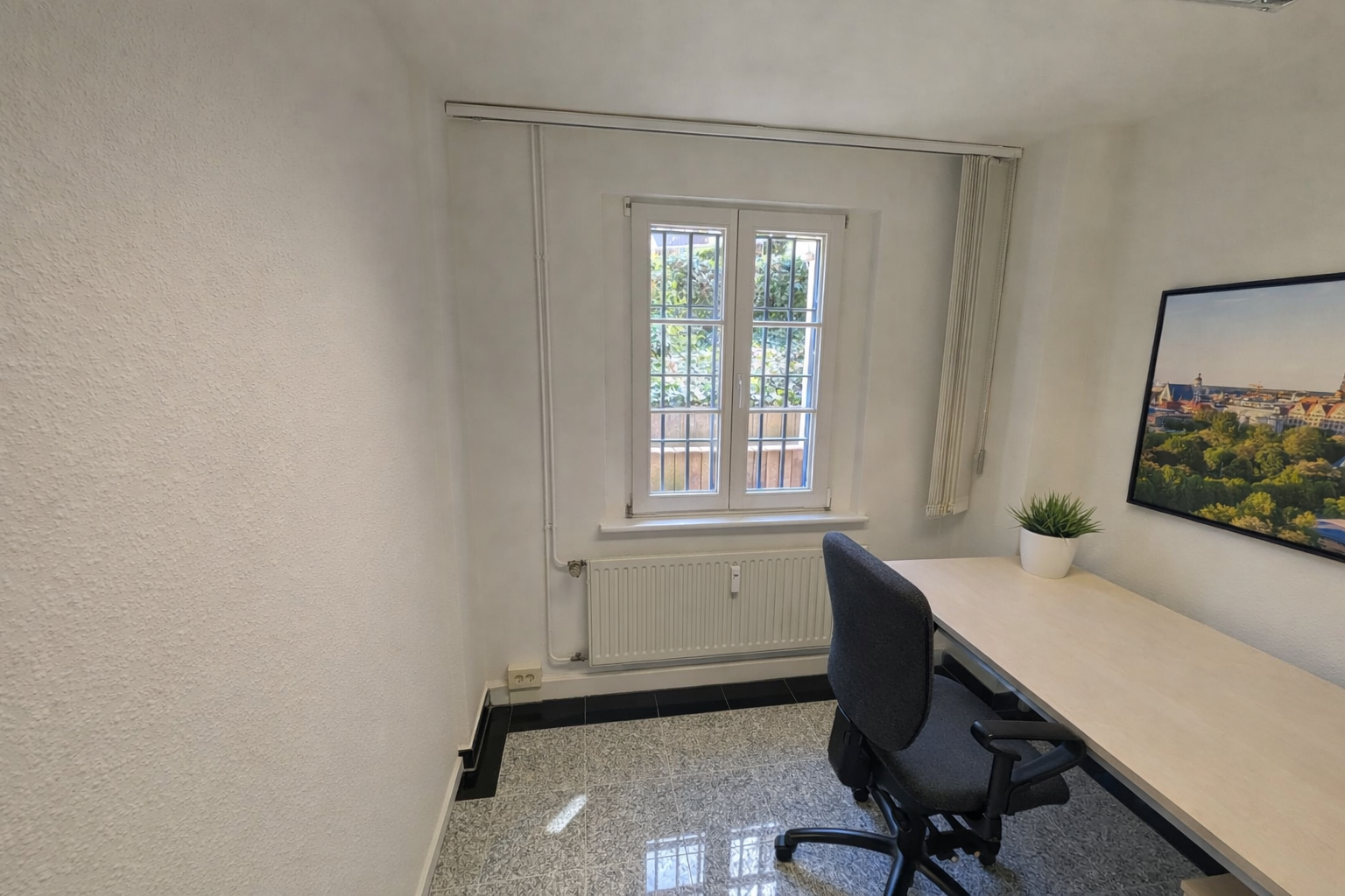 Büro für 1 Person in Leipzig